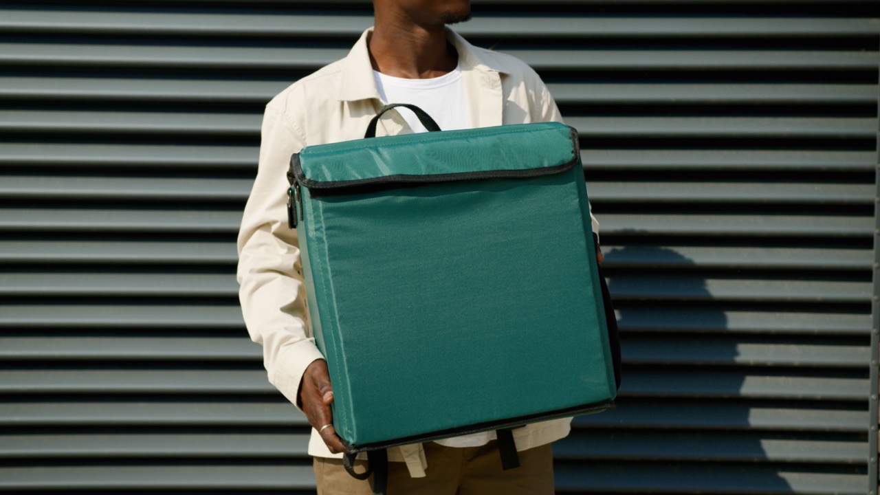 How Meal Delivery Companies and Grocery Services Source Cooler Bags From Manufacturers