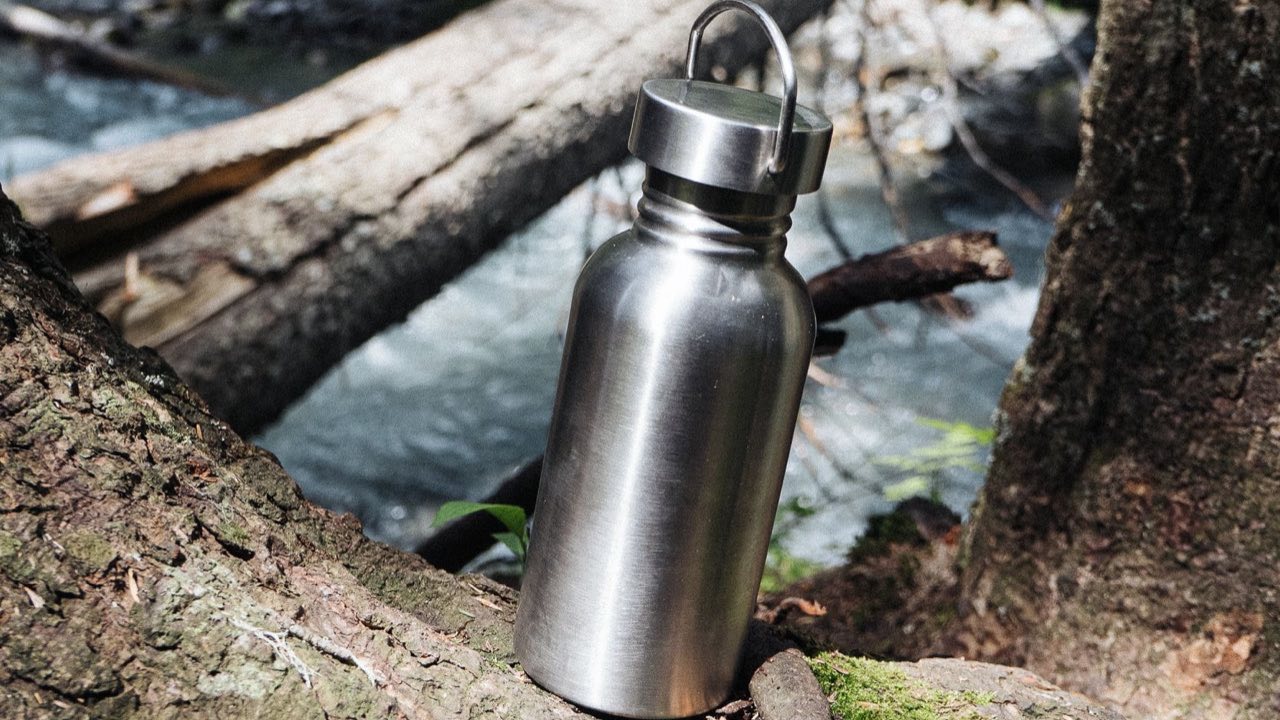 Why the Cycling and Running Communities Became So Specific About Their Water Bottles